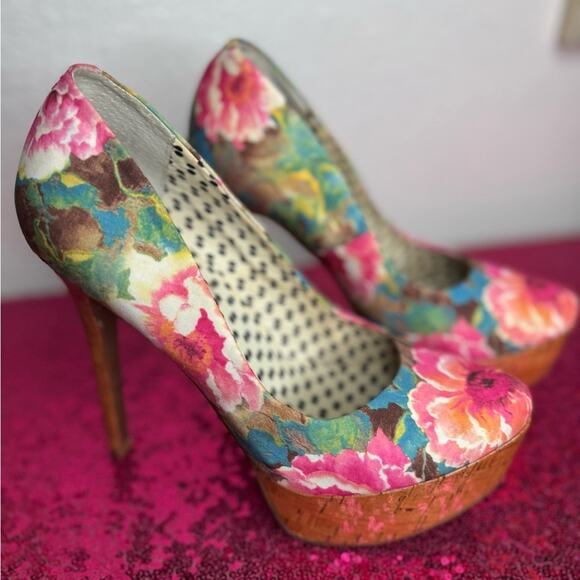 🌺JESSICA SIMPSON🌸 Bright Floral Platform Heels (Size 6.5) - Picture 10 of 16